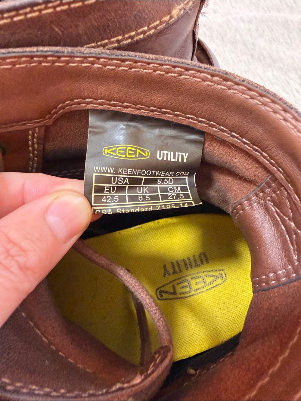 Keen Men’s Brown Leather Lace-Up Work Boots - Picture 2 of 9